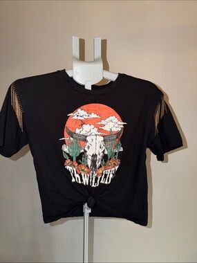 Organic generation dreamer cropped The Wild Life fringe Concert Tee